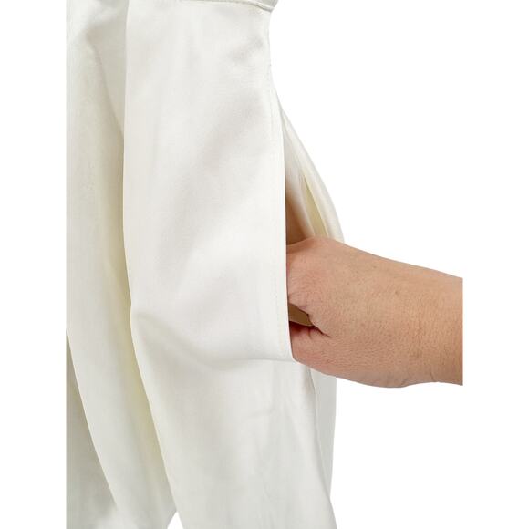 BEBE Mini Dress Size 0 White Fit Flare Pockets Silver Grommet Accents Rhinestone - Picture 3 of 9